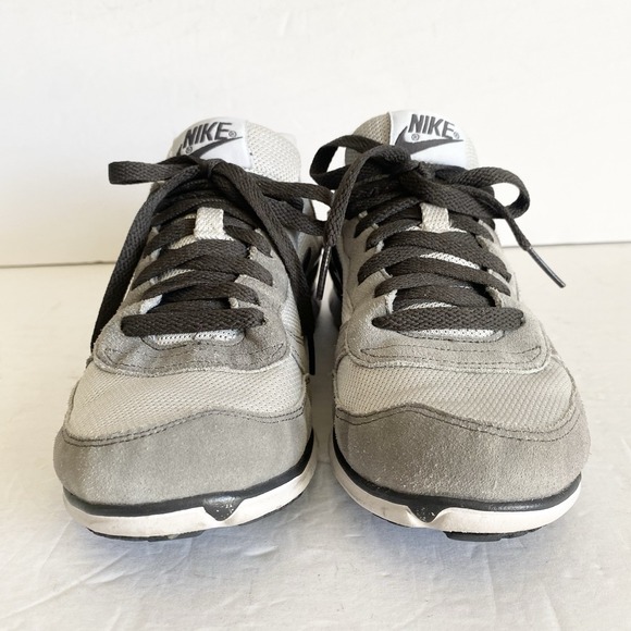 Vtg Nike Eclipse Women Size‎ 7 Purple Gray Athletic Shoes 324857-052 Running - Picture 5 of 8